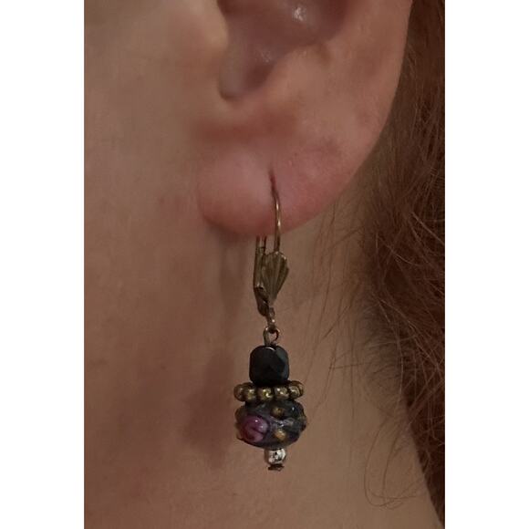 BOGO FREE GLASS BEAD EARRINGS - Picture 1 of 4